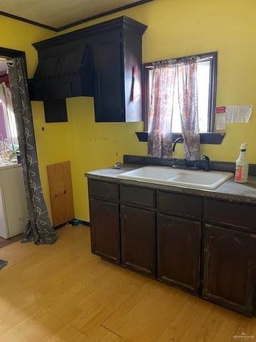 717 S Virginia Avenue, Mercedes, TX 78570