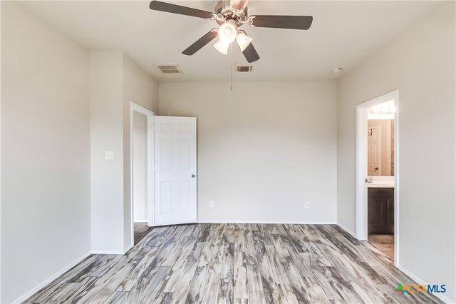5402 Waterbank Lane, Killeen, TX 76543