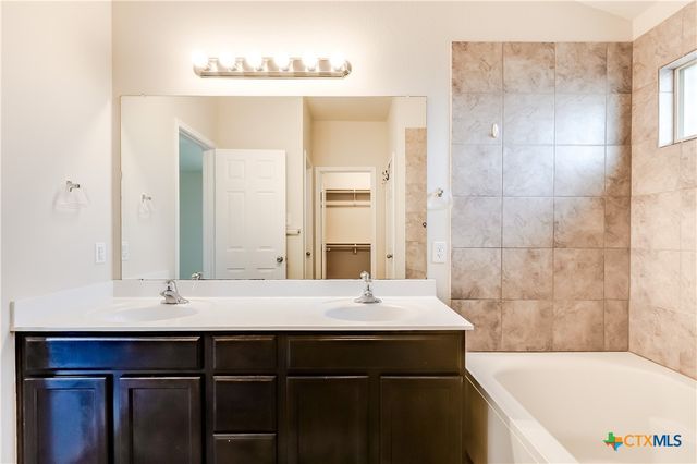 5402 Waterbank Lane, Killeen, TX 76543