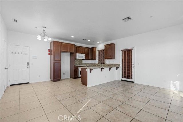 665 E. Riverside Dr. 3, Ontario, CA 91761