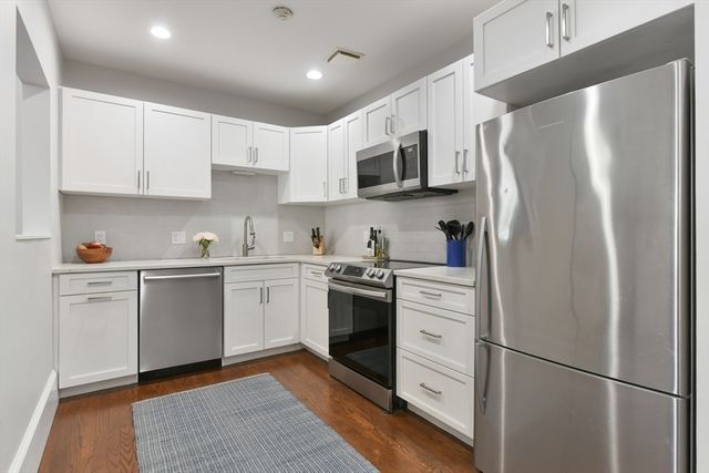 121 Beacon St 4, Boston, MA 02116