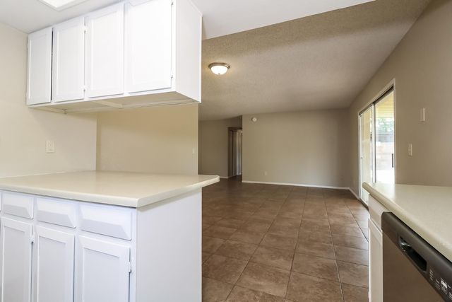 4810 W Desert Cove Avenue, Glendale, AZ 85304