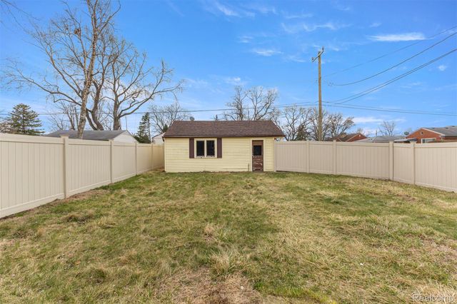 24555 Rouge River Drive, Dearborn Heights, MI 48127