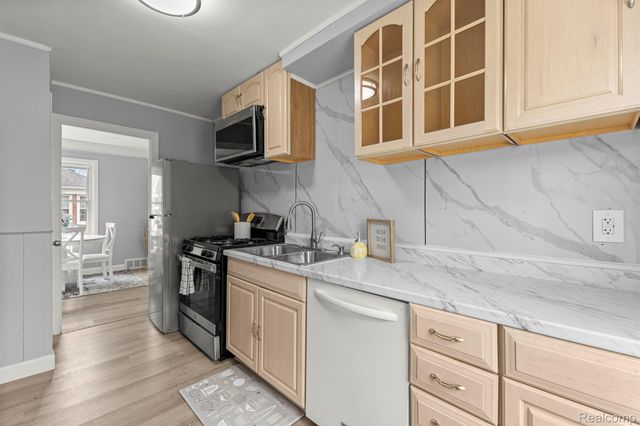 24555 Rouge River Drive, Dearborn Heights, MI 48127