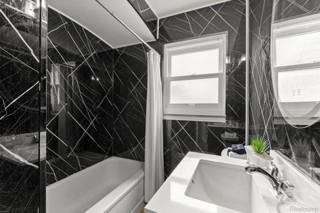 24555 Rouge River Drive, Dearborn Heights, MI 48127