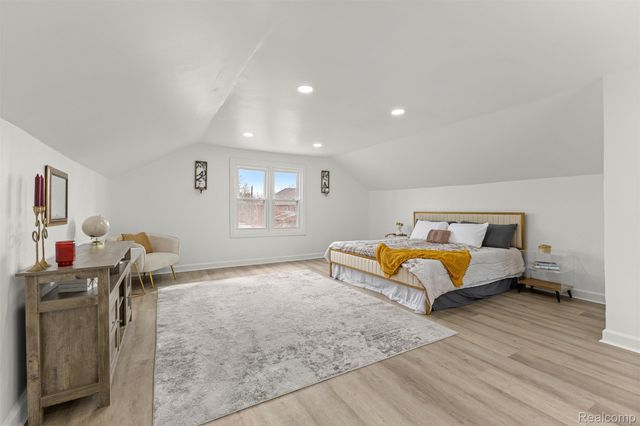 24555 Rouge River Drive, Dearborn Heights, MI 48127