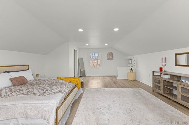 24555 Rouge River Drive, Dearborn Heights, MI 48127