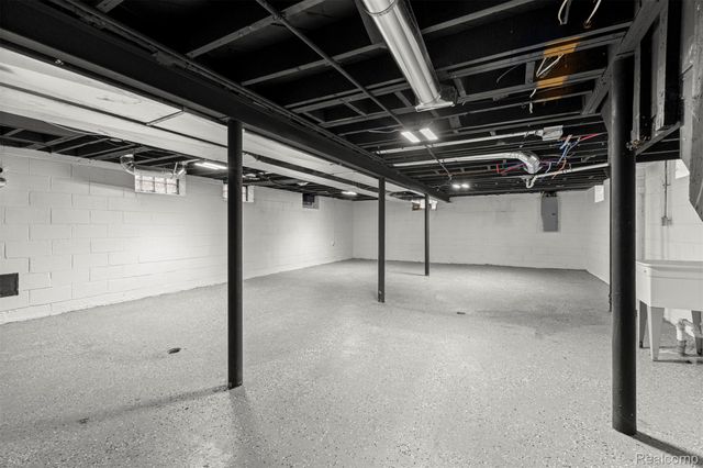 24555 Rouge River Drive, Dearborn Heights, MI 48127