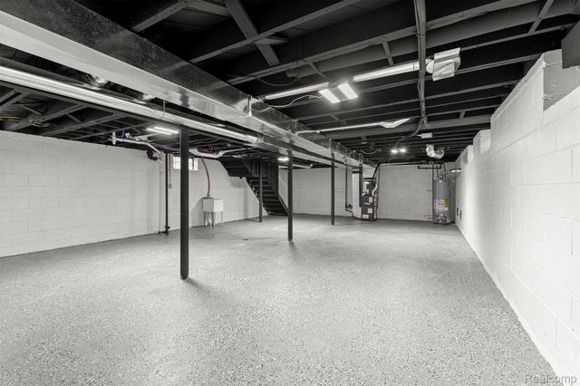 24555 Rouge River Drive, Dearborn Heights, MI 48127