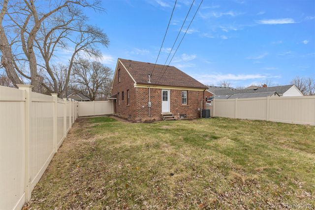 24555 Rouge River Drive, Dearborn Heights, MI 48127