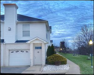 248 Adams Pointe Blvd 2, Adams Twp, PA 16046