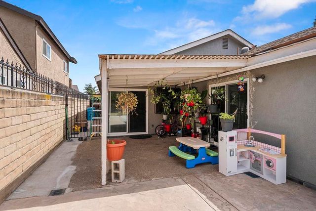 1642 Planicie, San Diego, CA 92154