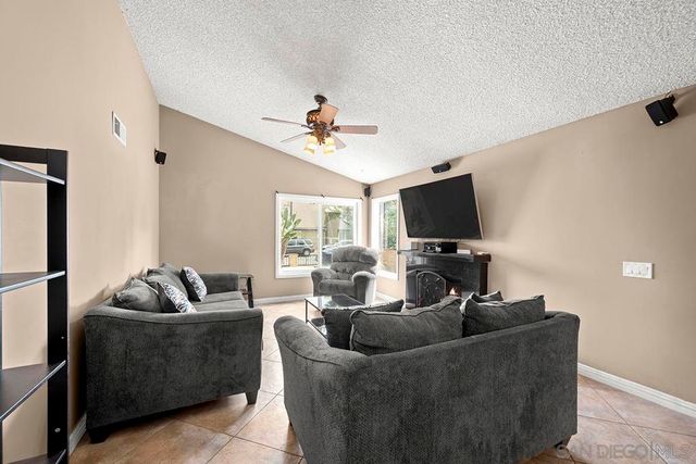 1642 Planicie, San Diego, CA 92154