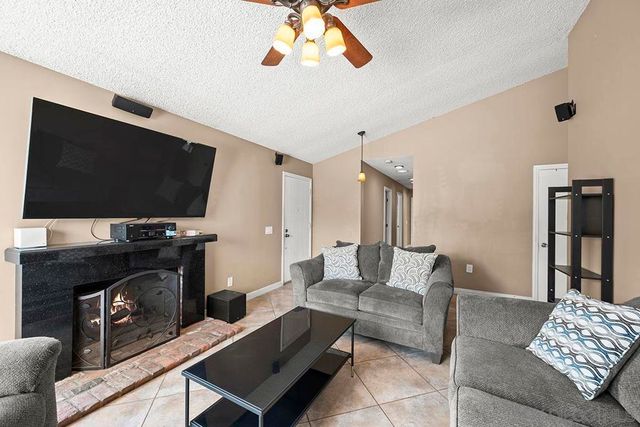 1642 Planicie, San Diego, CA 92154