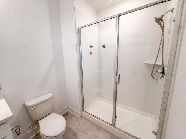 2743 Irish Meadow Way, Lathrop, CA 95330