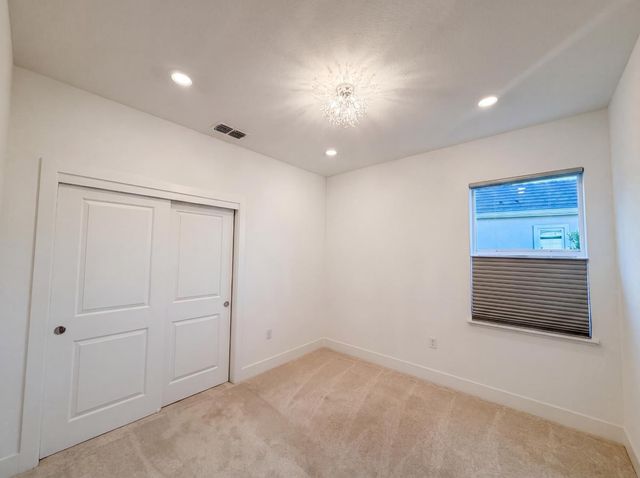 2743 Irish Meadow Way, Lathrop, CA 95330