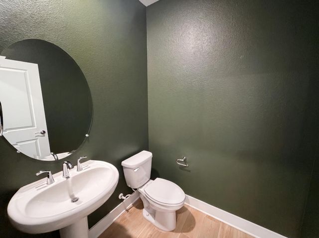 2743 Irish Meadow Way, Lathrop, CA 95330