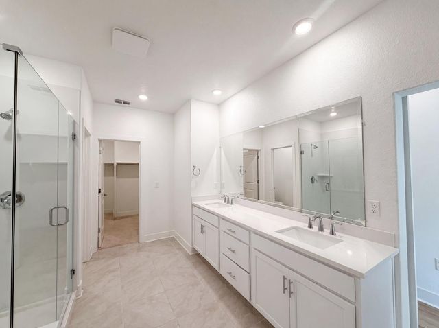 2743 Irish Meadow Way, Lathrop, CA 95330