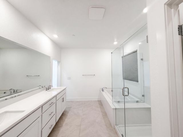 2743 Irish Meadow Way, Lathrop, CA 95330