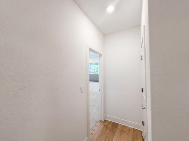 2743 Irish Meadow Way, Lathrop, CA 95330