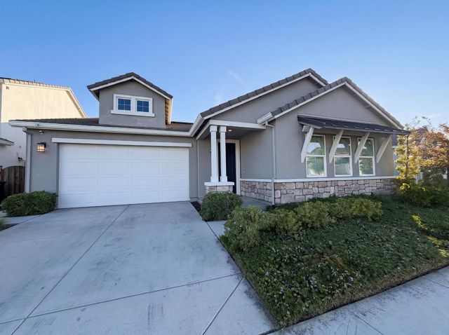 2743 Irish Meadow Way, Lathrop, CA 95330