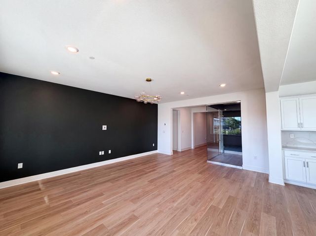 2743 Irish Meadow Way, Lathrop, CA 95330