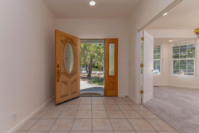 21510 Gayla Dr, Pine Grove, CA 95665