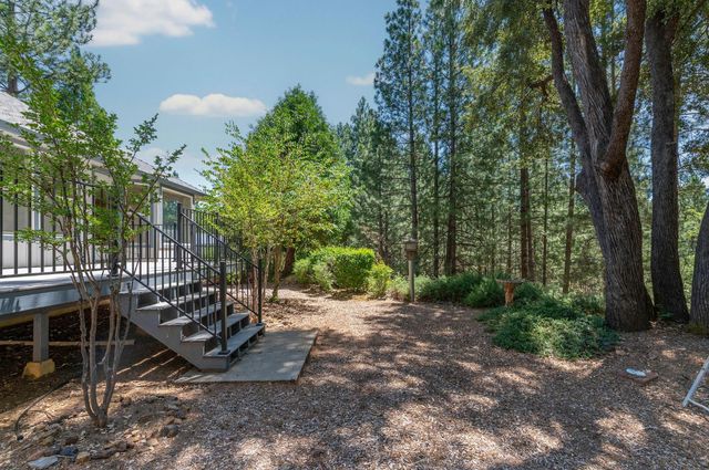 21510 Gayla Dr, Pine Grove, CA 95665