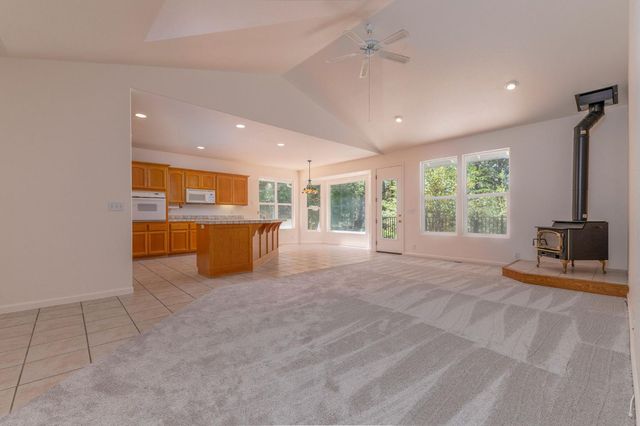 21510 Gayla Dr, Pine Grove, CA 95665