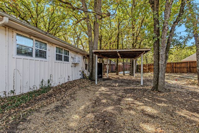 121 Pollyanna Drive, Gun Barrel City, TX 75156