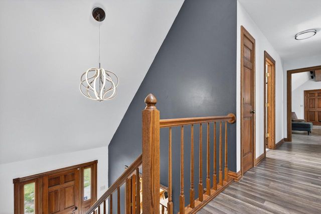 S1W31448 Hickory Hollow COURT, Delafield, WI 53018