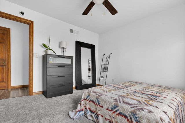 S1W31448 Hickory Hollow COURT, Delafield, WI 53018