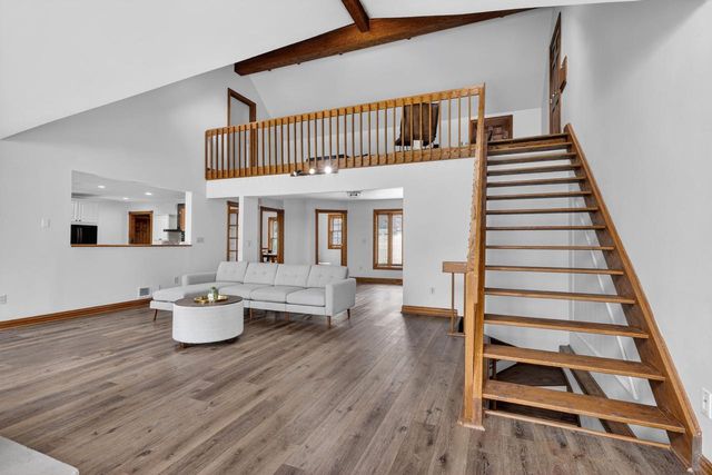 S1W31448 Hickory Hollow COURT, Delafield, WI 53018