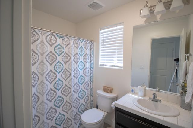 1306 Orchard Drive, Dinuba, CA 93618