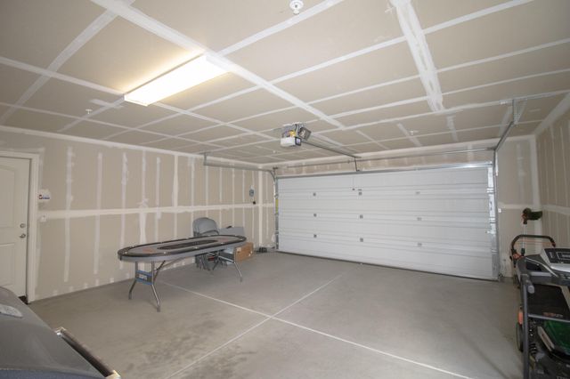 1306 Orchard Drive, Dinuba, CA 93618