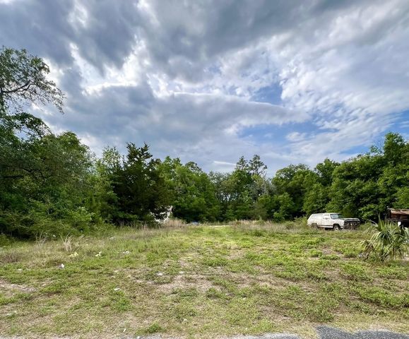 2523 Palmetto Terrace, Lanark Village, FL 32323