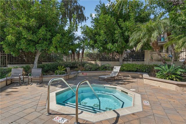 1 Encantado Canyon, Rancho Santa Margarita, CA 92688