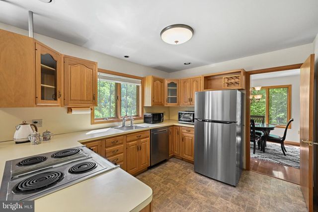 1680 E STREET RD, Kennett Square, PA 19348