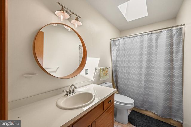 1680 E STREET RD, Kennett Square, PA 19348