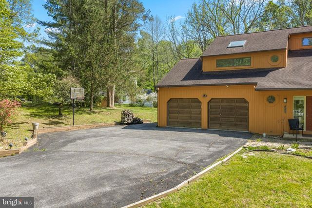 1680 E STREET RD, Kennett Square, PA 19348