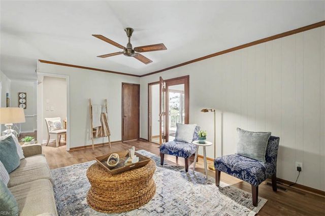 11 Kathy DR, Poquoson, VA 23662