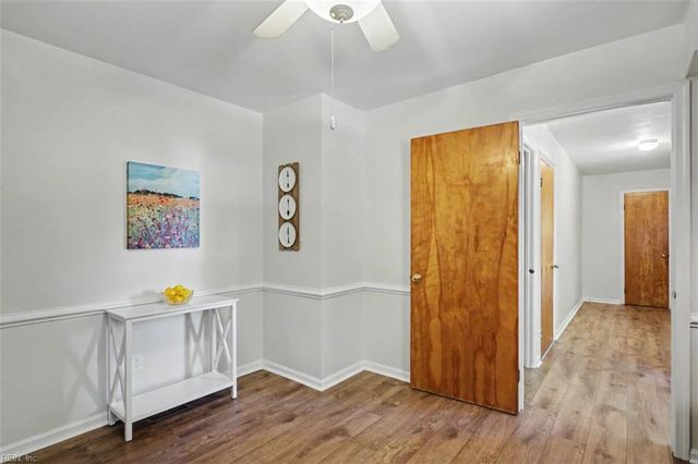 11 Kathy DR, Poquoson, VA 23662
