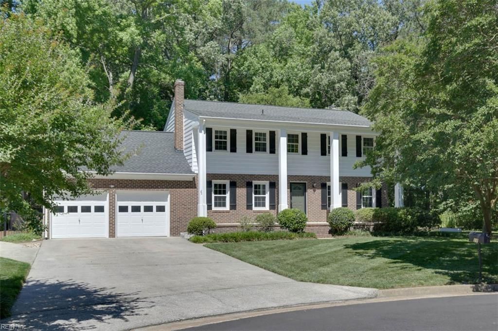 11 Kathy DR, Poquoson, VA 23662