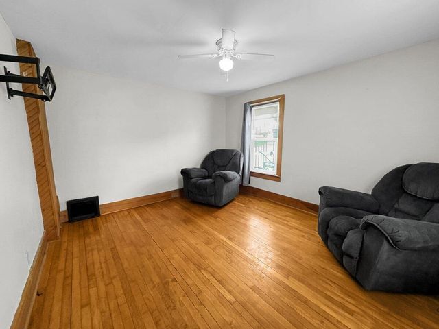 235 E Woolcock STREET, Jefferson, WI 53549