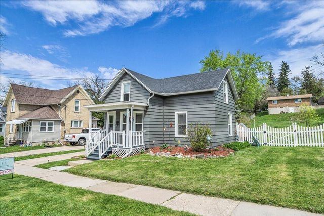 235 E Woolcock STREET, Jefferson, WI 53549