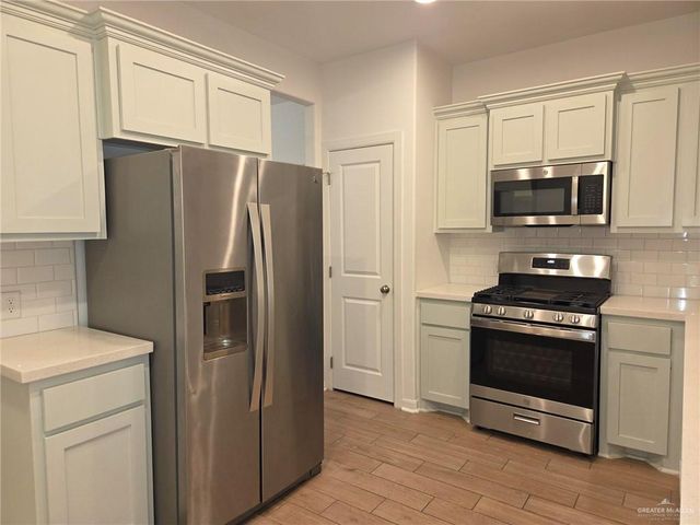 906 S Tecate Drive, Mission, TX 78572