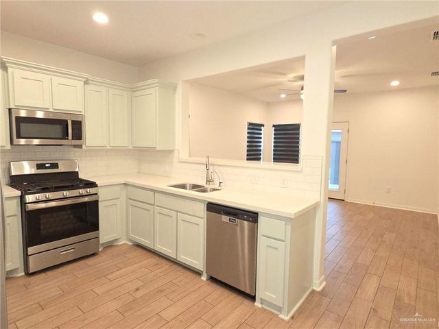 906 S Tecate Drive, Mission, TX 78572
