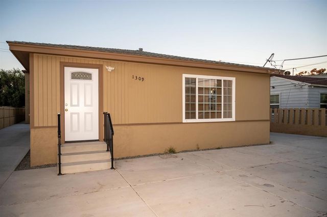 1309 E 1st Street, National City, CA 91950