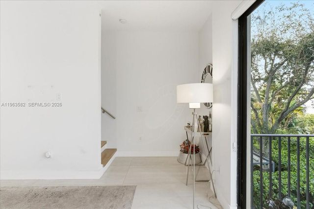 7743 SW 99th St 2, Miami, FL 33156