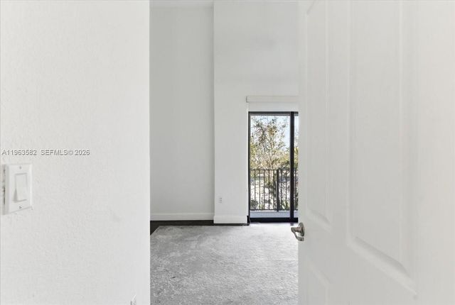 7743 SW 99th St 2, Miami, FL 33156